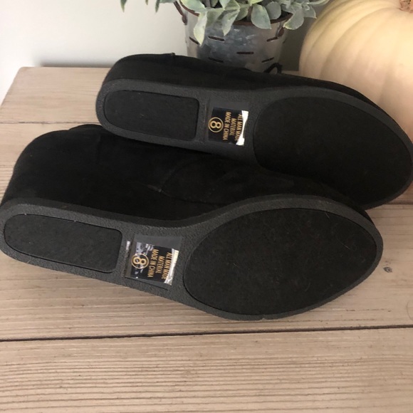COPY - NWOT black wedge ankle booties size 8 - Picture 4 of 5